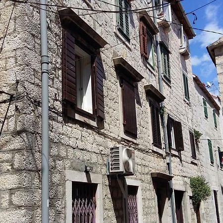 Studio Apartment Lola Kaštela Εξωτερικό φωτογραφία