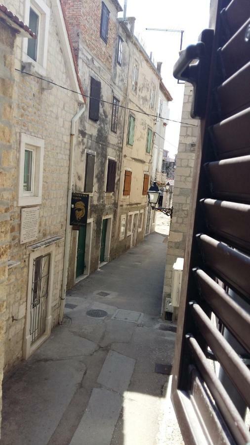 Studio Apartment Lola Kaštela Εξωτερικό φωτογραφία